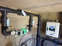 Vous entendrez souvent parler de traitement au sel lorsque l'on évoque l'électrolyse au sel. Electrolyseur Au Sel Un Traitement De L Eau De Piscine Efficace
