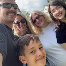 🚨🔥90 Day Fiance Stars: Rob and Chantel Heat Up the Red Carpet‼️ ✍️👒..90  Day Fiancé fans! Do you think Chantel Everett and Rob Warne could become a  couple