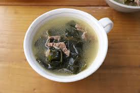 韓国の誕生日に食べるお祝いメニュー わかめスープ他のレシピ | 読みもの・NEWS | 有機野菜 ビオ・マルシェの宅配