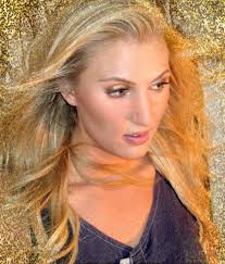 Eva Mac (@evamagdalenski)