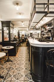 Vintage bar and restaurants furnitures to recreate a true brasserie, furniture is an important step. 6 Ideas To Transform Your Kitchen Into A French Bistro