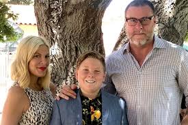 On friday, tori , 47, posted a video sitting by the pool while on vacation with her son finn, 8. Dean Mcdermott Tori Spelling Son Liam Boys Body Shamed Style Living