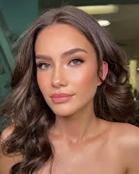 Everyone, please read to the end Oof... I haven't posted this much in a  while. I got a couple of private messages asking why a review got removed.  If you have been