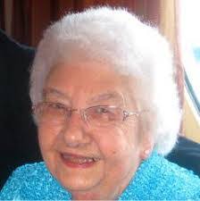 Mary Beacham's Instagram, Twitter & Facebook