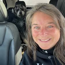 Nepali 35' power catamaran vs Makana 34' Seiko