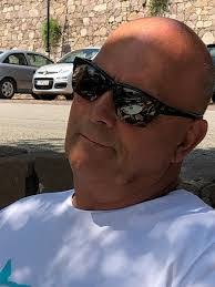 Iris Mchugh's Instagram, Twitter & Facebook