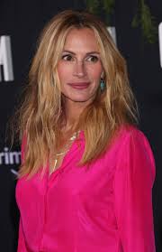 Separate your right sideways hair from the rest of your front view hair through a line. 17 Timeless Women S Hairstyles That Will Always Be Stylish Best Life