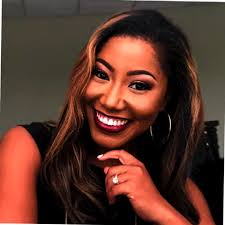 August 2021 “PRODUCING LAWYER LEADERS”