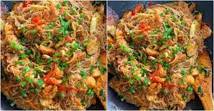Cara memasak bihun goreng yang enak meski bukan resep masakan indonesia sehari hari kuliner bihun goreng merupakan makanan selingan yang nikmat dimakan dengan cabe rawit. Cara Masak Bihun Goreng Paling Senang Gerenti Sedap Menjadi Ilhamresipi