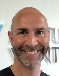 Andrew Laird's Instagram, Twitter & Facebook