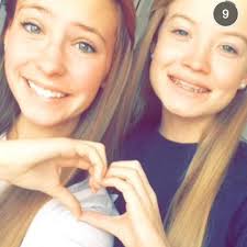 Emilee Bailey (@EmileeBaileyy)