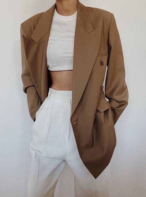 Why Structured Tailoring Is Replacing Oversized Blazer Aesthetics (And How to Fit It) — fashion