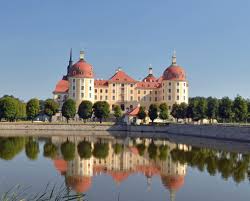 The house in moritzburg is where käthe kollwitz lived her final months, from august 1944 until her death on 22 april 1945. Konigsweg Schloss Moritzburg Gps Wanderatlas