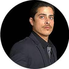 Aaron Madore's Instagram, Twitter & Facebook