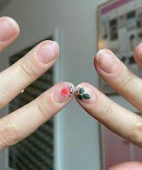 This adorable flower nail art is so easy to do, and gives a fabulous effect. 31 Flower Nail Art Designs Pretty Floral Manicures For 2021 Glamour