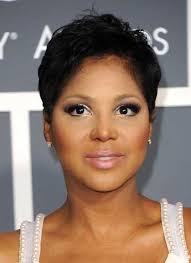 Best Short Hairstyles For Black Women With Round Faces Short Hair Styles For Round Faces Short Pixie Haircuts Short Hair Styles