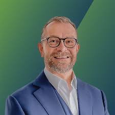 Floating DNA Reveals Urban Shorelines Support More Animal Life