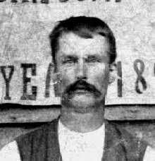 Minnie Capehart's Instagram, Twitter & Facebook