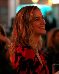 I M In Love With Her Smile Elizabethlail Elizabeth Lail Elizabeth Actresses