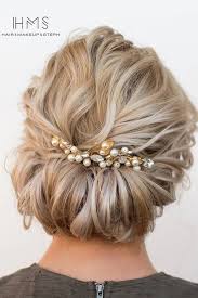 People tend to remember the maiden with beautiful long locks one can never go wrong with this braided bun and hence it is one of the best bridal hairstyles for long hair. Wedding Updos For Medium Hair Best 25 Medium Wedding Hair Ideas On Pinterest Medium Lengt Prom Hairstyles For Short Hair Up Dos For Medium Hair Short Hair Updo