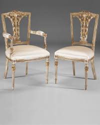 Chairs Luxury Italian Furniture Hepplewhite Style Beechwood Chairs With Carved Leaf Motif Distressed White Finish And Anti Ev Ic Tasarimi Ic Tasarim Dekor