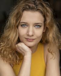 Ella Edward's Instagram, Twitter & Facebook