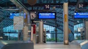 All beds & shkaps chairs, tables, sofas cabinets and shelves lamps (all) mirrors fireplaces sanitary ware decoration ware toys & children's room market & salon musical. Deutsche Bahn Lokfuhrer Streik Osten Deutschlands Deutlich Starker Betroffen Wirtschaft