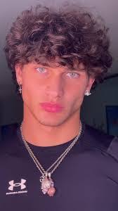 Madalyn Chandler's Instagram, Twitter & Facebook