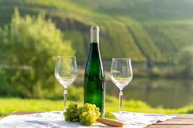 Alla scoperta dei prestigiosi vini bianchi francesi | Svinando | Blog
