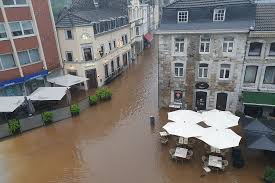 Große teile der niederländischen und englischen küste sowie in geringerem ausmaß belgien 1.835 in den niederlanden, 307 in großbritannien, 28 in belgien und 224 auf see 1954 hochwasser in mitteleuropa 1954: 6or Yj90hpqoam