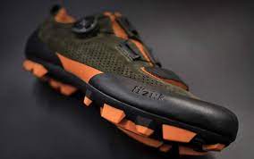 Fizik Terra X5 Shoes Dial In Affordable Performance For Trail Gravel Bikerumor Performance Bike Bike Shoes Bike Wear