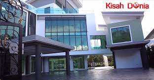 Perasaan lega yang dirasai oleh seorang ibu itu dapat dilihat dengan jelas setelah mengetahui cik b atau dengan nama sebenarnya nur edlynn zamilleen ini tidak bersalah di mana sebelum ini anaknya itu juga pernah. Ini Dia Koleksi Kereta Mewah Dan Rumah Mewah Ds Vida Yang Buat Ramai Orang Terbeliak Mata Kisah Dunia