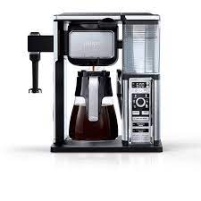 While thermal carafe system stores your coffee warm for a longer period, glass carafe also keeps your drink warm for considerably long time and also lets you see through the glass. Ninja Coffee Bar Glass Carafe System Single Serve With Built In Frother Cf091 Renewed Buy Online At Best Price In Uae Amazon Ae