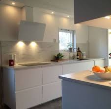 This beautiful oak kitchen from solid wood kitchen cabinets features units made entirely from solid european oak, with frontals painted in farrow the copper handle complements the soft grey. Trendy Kitchen Ikea White Voxtorp 60 Ideas Voxtorp Kitchen Kitchen Inspirations Ikea Voxtorp