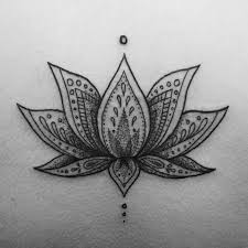 Tatouage fleur de lotus 20 idées de modèles pour sinspirer. Tatouage Fleur 15 Idees De Tattoo Originales Et Leur Signification