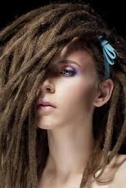 How To Wash Your Hair With Dreadlocks Dreadlocks Girl Beautiful Dreadlocks Dread Hairstyles
