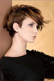 A women's lifestyle destination dedicated to style, entertainment, love,  and living beautifully.