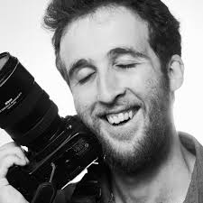 Sleeping beauty 😴😍🐦 How beautiful is this shot by Dani Griffith.  Instagram: @sydneycockatoos.