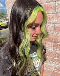 Nicole Broadhead's Instagram, Twitter & Facebook