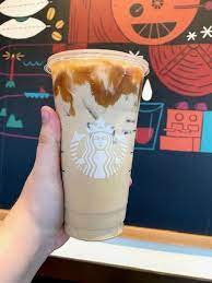 You Can Get A Fall Breeze Drink Off The Starbucks Secret Menu That Is Cinnamon Spice And Everything Nice Recipe Starbucks Fall Drinks Secret Starbucks Drinks Starbucks Secret Menu Drinks