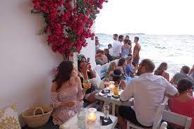 The song is a cover of mauro pagani's domani, included in his 2003 album with the same title. Chic Places Negrita Mykonos Monica Gisele