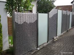 Impressionen Von Exklusiven Sichtschutzelementen In Kombination Von Edelstahl G In 2020 Sichtschutz Terrasse Glas Landschaftsbau Fur Kleinen Hinterhof Minibiotop