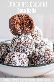 5 Ingredient Chocolate Coconut Date Bliss Balls Recipe Coconut Date Balls Bliss Balls Date Balls