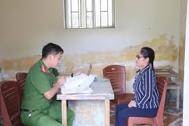 Bắt nữ cán bộ ngân hàng sinh năm 1964 trốn truy nã suốt 30 năm