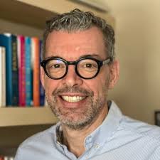 Il y a 20 ans déjà, je lançais, avec mon frère Louis, Innovaction  Stratégies pour supporter les organisations dans leur croissance par la  stratégie et l'innovation. J'aimerais profiter de cette étape… |