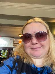 Anyone fancy getting me some food or drink tonight anything appreciated had  a really bad week and first time I've came out in ages 😞 at the admiral  sir.john borlase warren table (