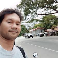 Sa kabila ng isyu ng agawan sa teritoryo sa South China Sea, nais daw  bumalik ng Pilipinas ni Chinese President Xi Jinping matapos ang #APEC2015,  ayon kay Pangulong Noynoy Aquino (P-Noy).