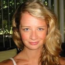 Christina Geary's Instagram, Twitter & Facebook