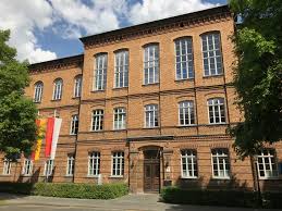 Sollten sie feststellen, dass unsere mitarbeiter oder einzelpersonen, die im namen der deutschen bank handeln, verfehlungen wie. Finanzamt Dillenburg Kontaktdaten Offnungszeiten Und Bewertungen