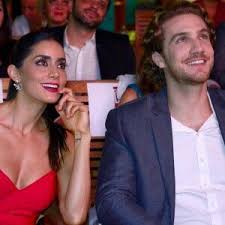 Eugenio Siller Y Paola Nunez At La Reina De Corazones Premier Queen Of Hearts Singer Telenovelas